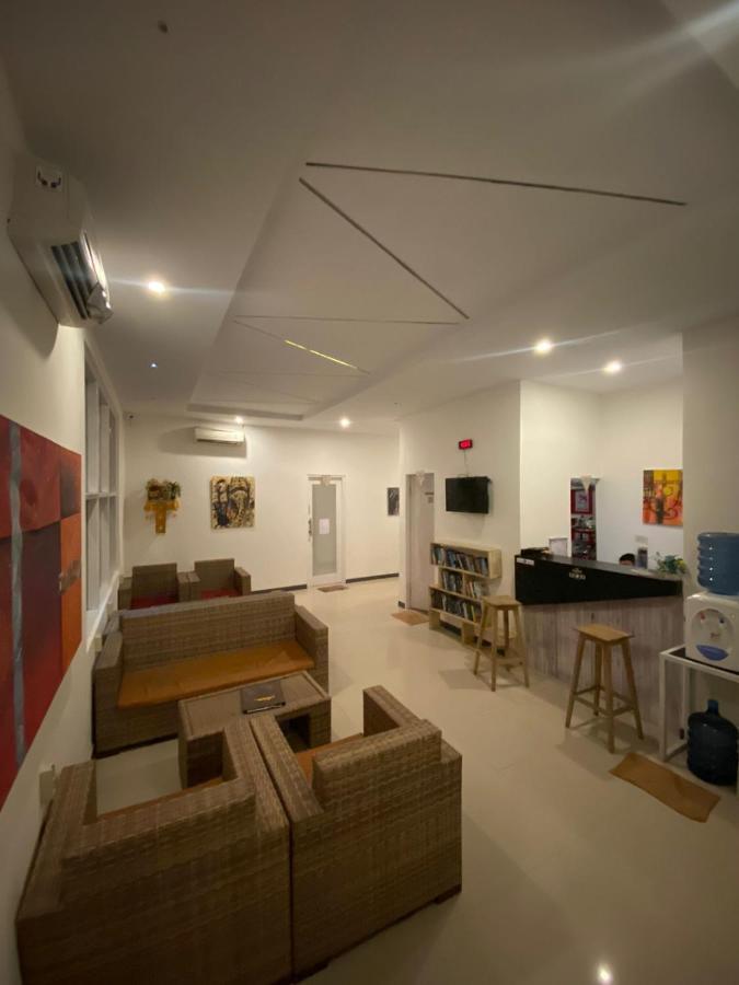 The Packerbox Hostel Batununggul Екстер'єр фото